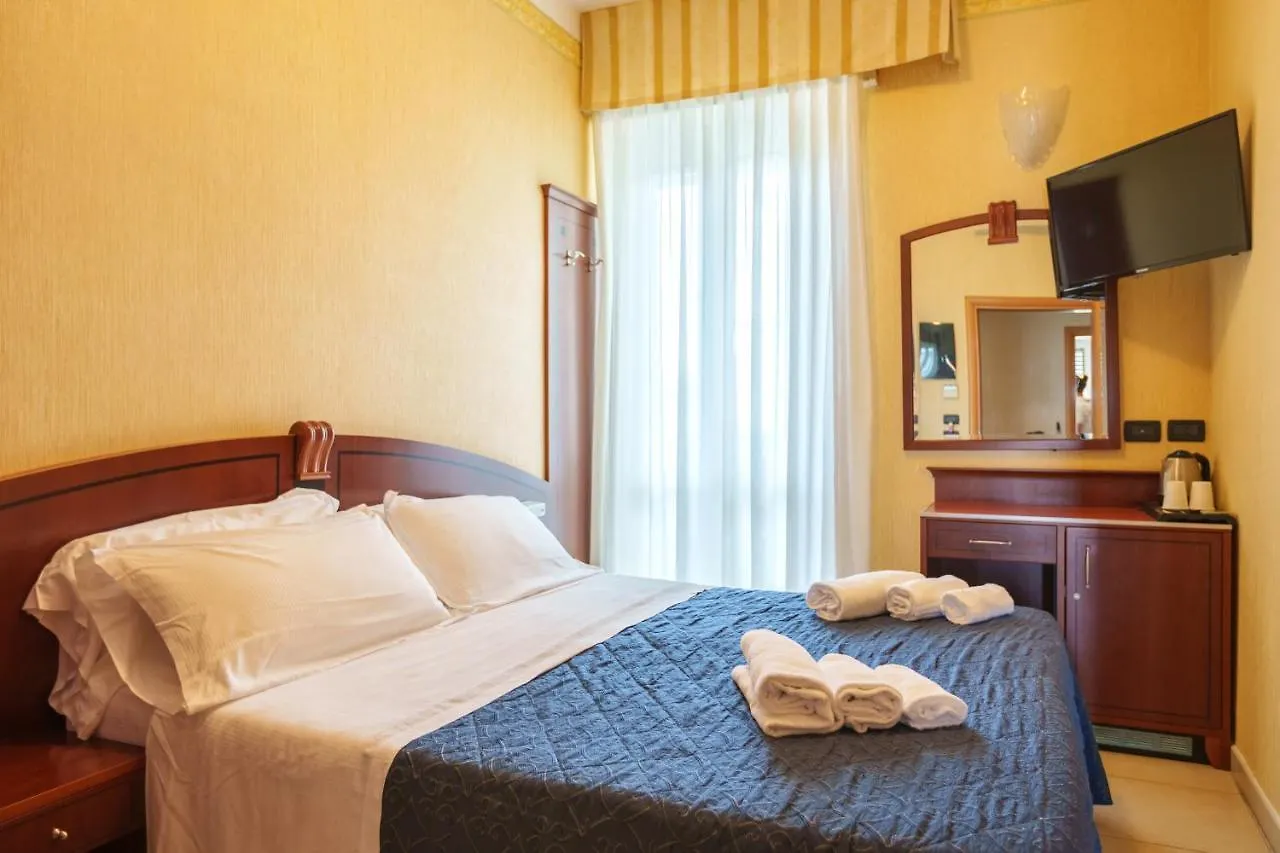 Hotel Rex רימיני